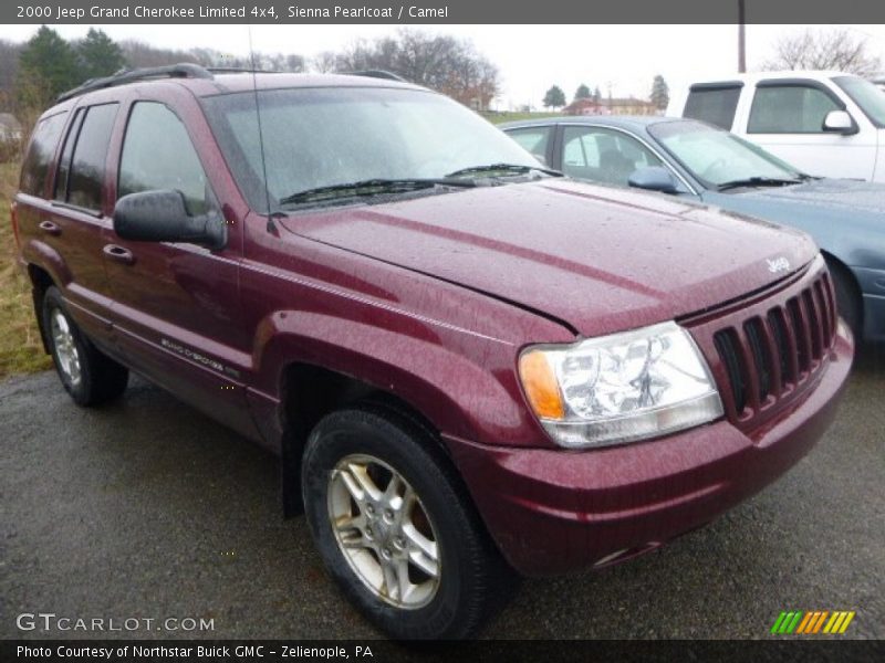 Front 3/4 View of 2000 Grand Cherokee Limited 4x4