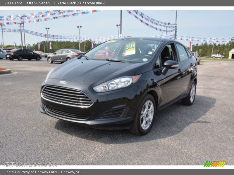 Tuxedo Black / Charcoal Black 2014 Ford Fiesta SE Sedan