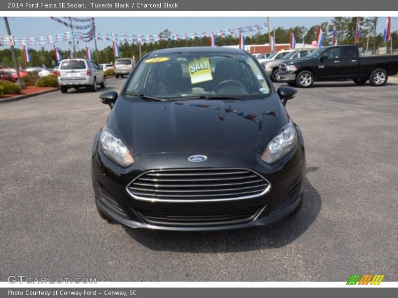 Tuxedo Black / Charcoal Black 2014 Ford Fiesta SE Sedan