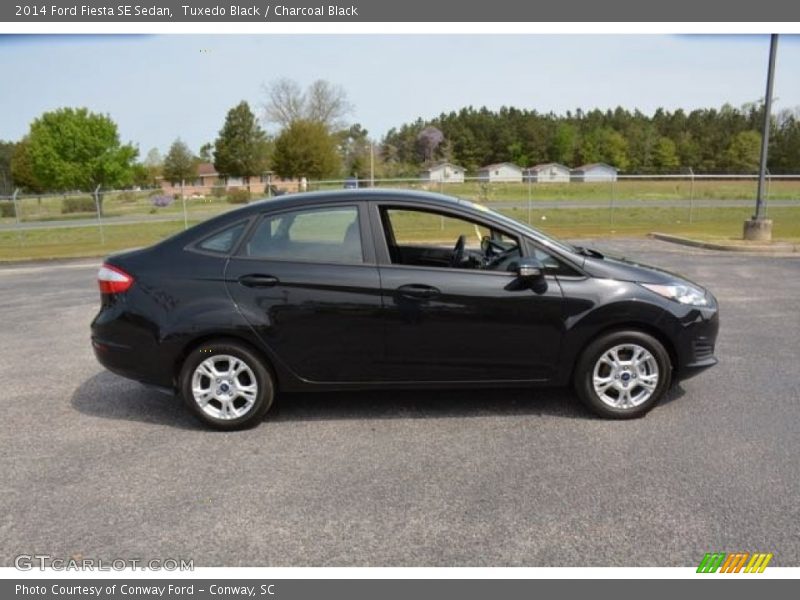 Tuxedo Black / Charcoal Black 2014 Ford Fiesta SE Sedan