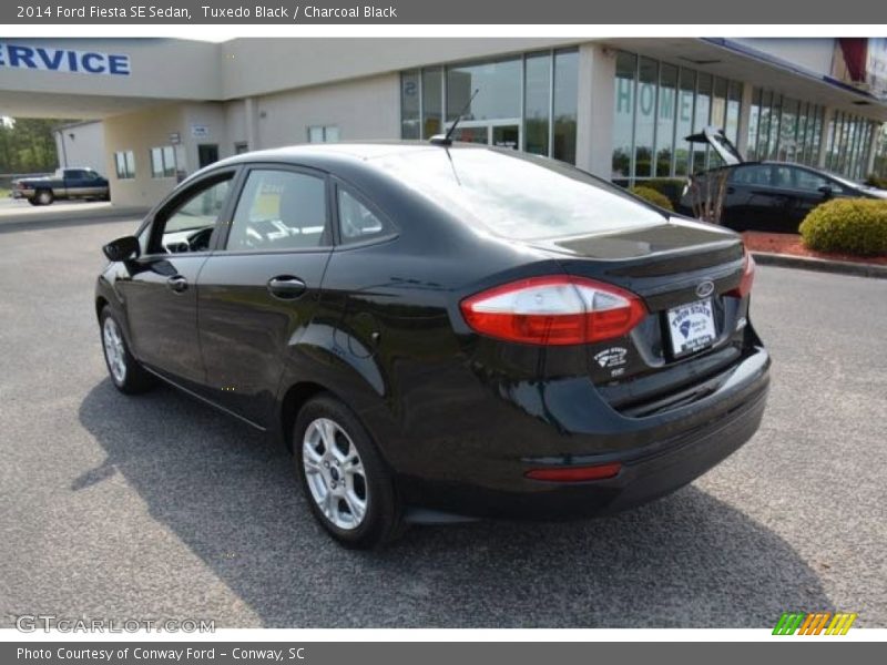 Tuxedo Black / Charcoal Black 2014 Ford Fiesta SE Sedan