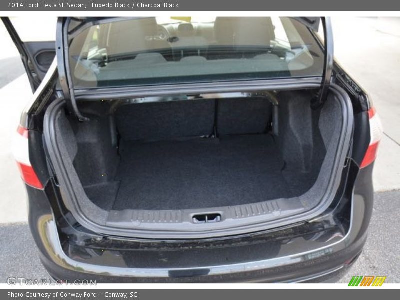 Tuxedo Black / Charcoal Black 2014 Ford Fiesta SE Sedan