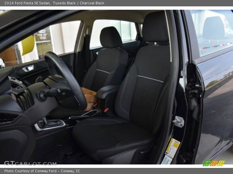 Tuxedo Black / Charcoal Black 2014 Ford Fiesta SE Sedan