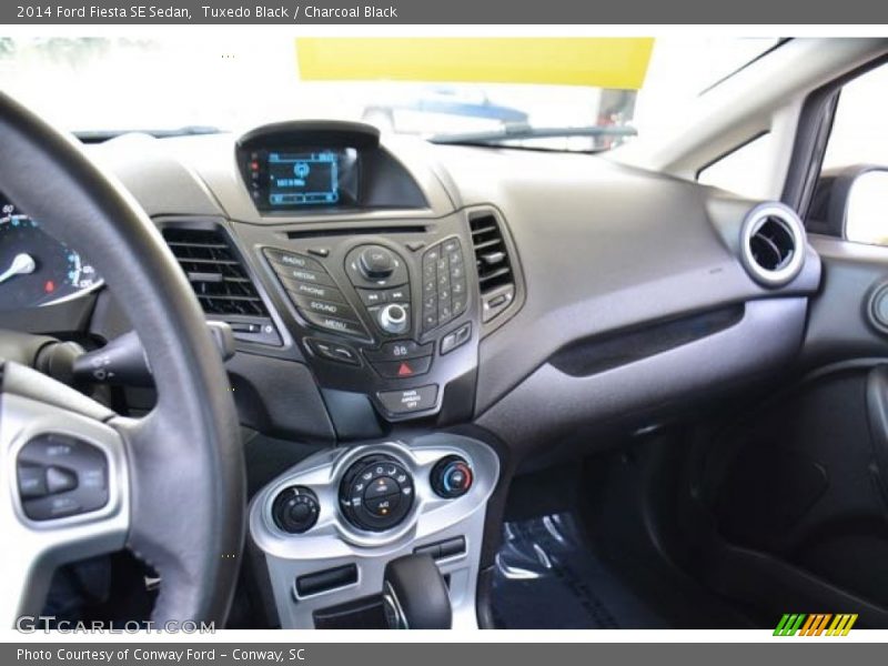 Tuxedo Black / Charcoal Black 2014 Ford Fiesta SE Sedan