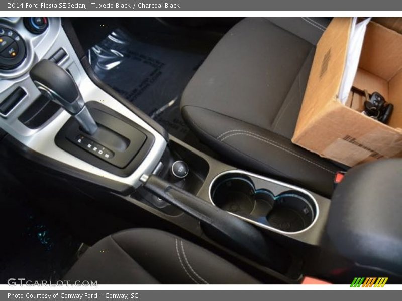 Tuxedo Black / Charcoal Black 2014 Ford Fiesta SE Sedan