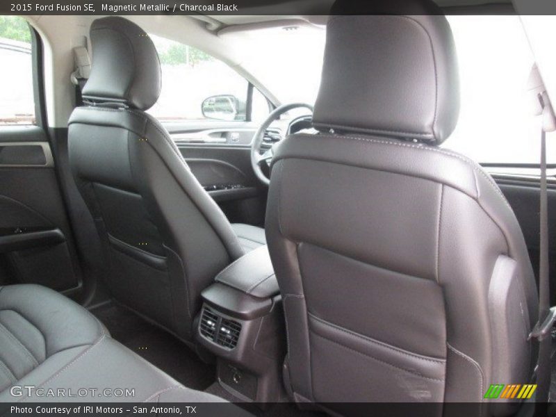 Magnetic Metallic / Charcoal Black 2015 Ford Fusion SE