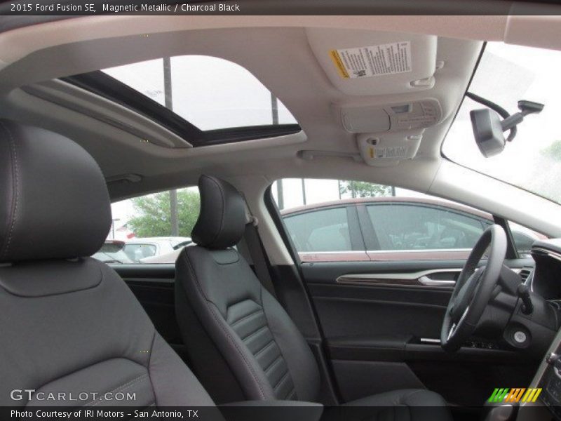 Magnetic Metallic / Charcoal Black 2015 Ford Fusion SE