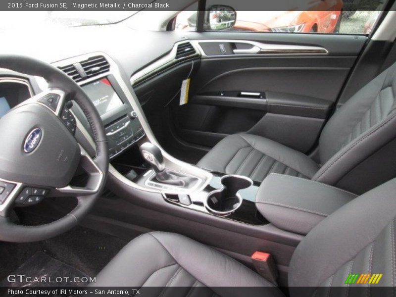 Magnetic Metallic / Charcoal Black 2015 Ford Fusion SE