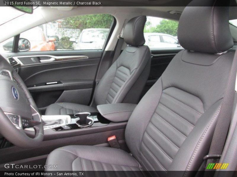 Magnetic Metallic / Charcoal Black 2015 Ford Fusion SE