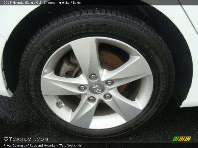 Shimmering White / Beige 2013 Hyundai Elantra GLS