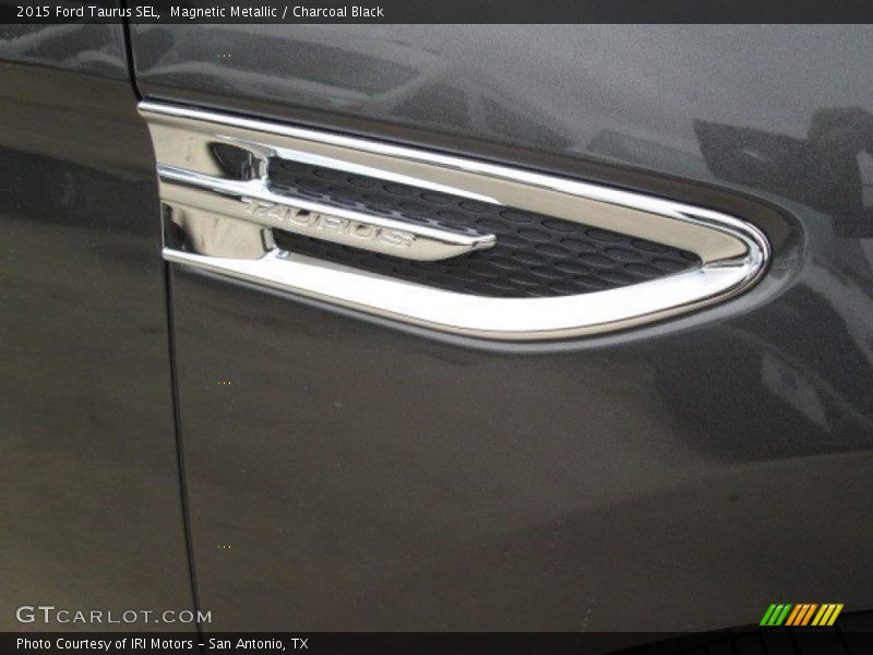 Magnetic Metallic / Charcoal Black 2015 Ford Taurus SEL