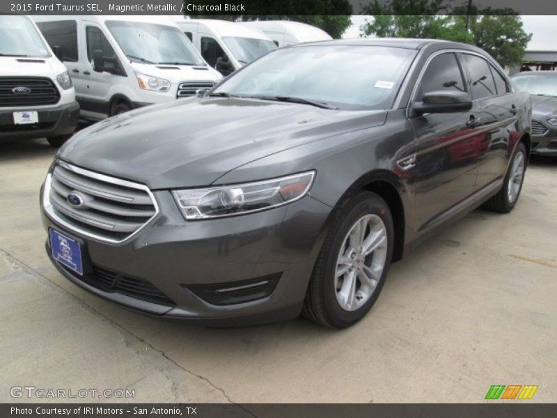 Magnetic Metallic / Charcoal Black 2015 Ford Taurus SEL