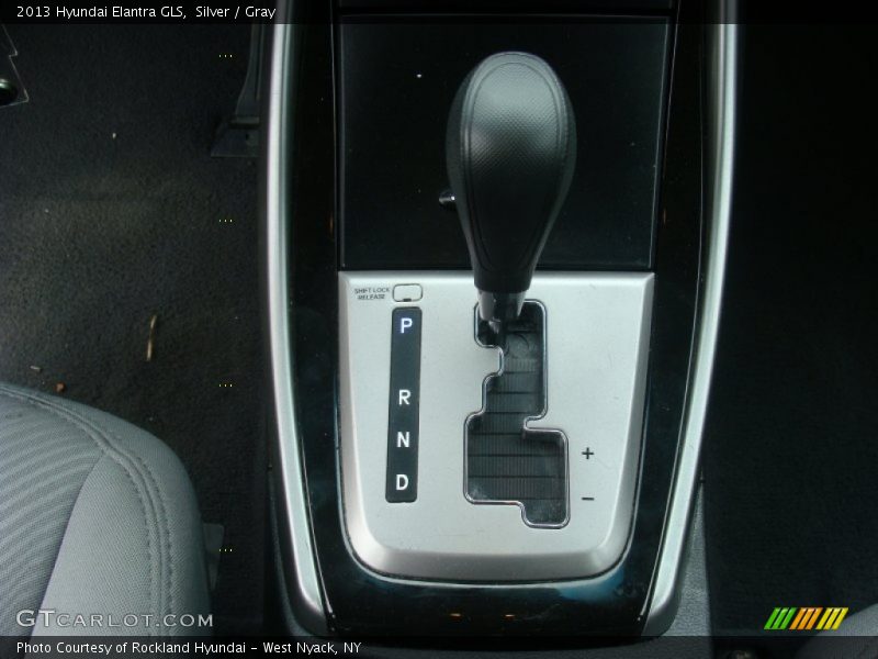 Silver / Gray 2013 Hyundai Elantra GLS