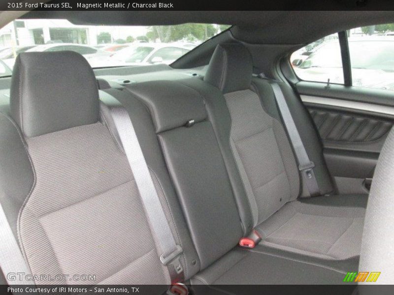 Magnetic Metallic / Charcoal Black 2015 Ford Taurus SEL