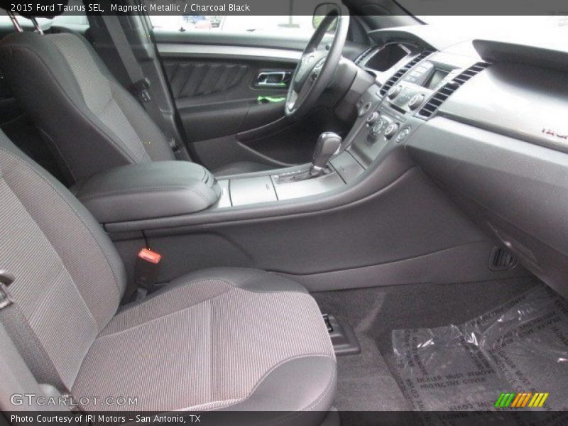 Magnetic Metallic / Charcoal Black 2015 Ford Taurus SEL