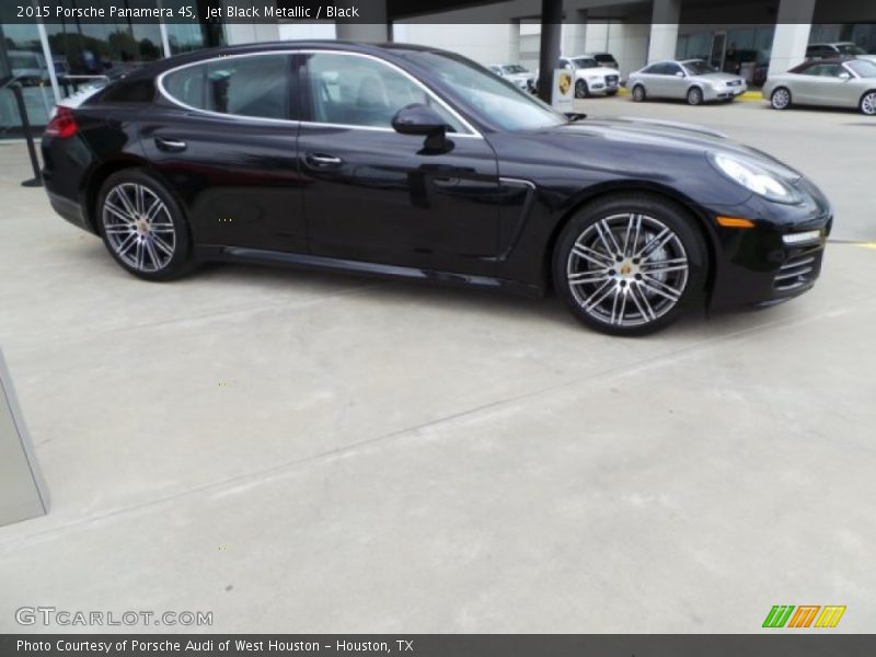 Jet Black Metallic / Black 2015 Porsche Panamera 4S