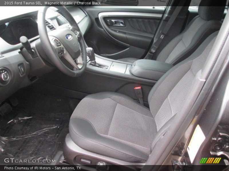 Magnetic Metallic / Charcoal Black 2015 Ford Taurus SEL