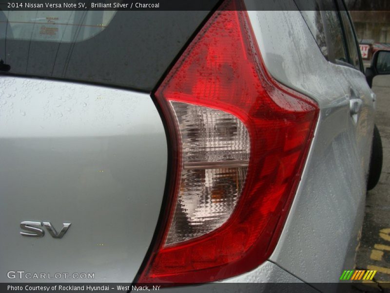 Brilliant Silver / Charcoal 2014 Nissan Versa Note SV
