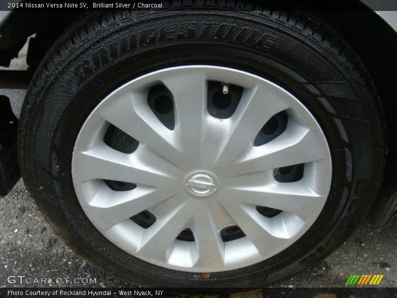 Brilliant Silver / Charcoal 2014 Nissan Versa Note SV