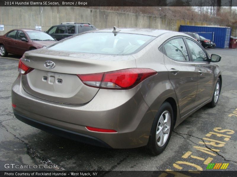 Bronze / Beige 2014 Hyundai Elantra SE Sedan
