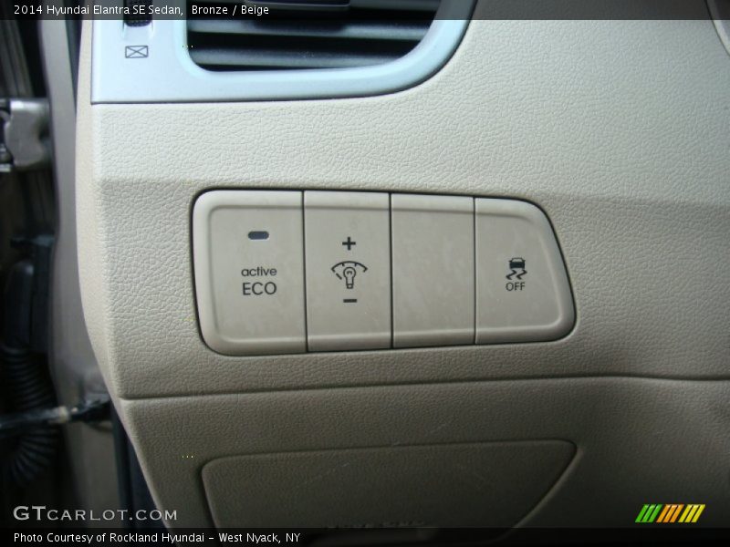 Bronze / Beige 2014 Hyundai Elantra SE Sedan