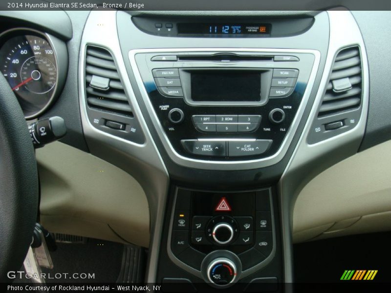 Bronze / Beige 2014 Hyundai Elantra SE Sedan