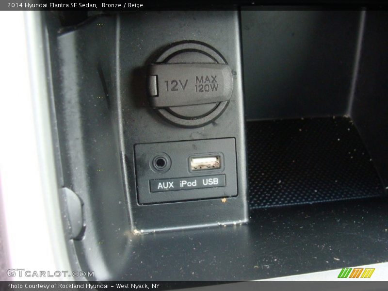 Bronze / Beige 2014 Hyundai Elantra SE Sedan