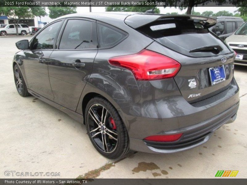 Magnetic Metallic / ST Charcoal Black Recaro Sport Seats 2015 Ford Focus ST Hatchback
