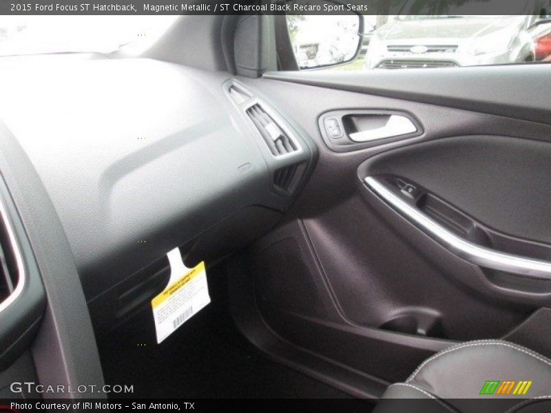 Magnetic Metallic / ST Charcoal Black Recaro Sport Seats 2015 Ford Focus ST Hatchback