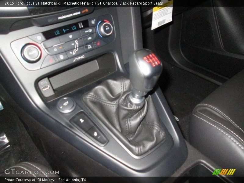  2015 Focus ST Hatchback 6 Speed Manual Shifter