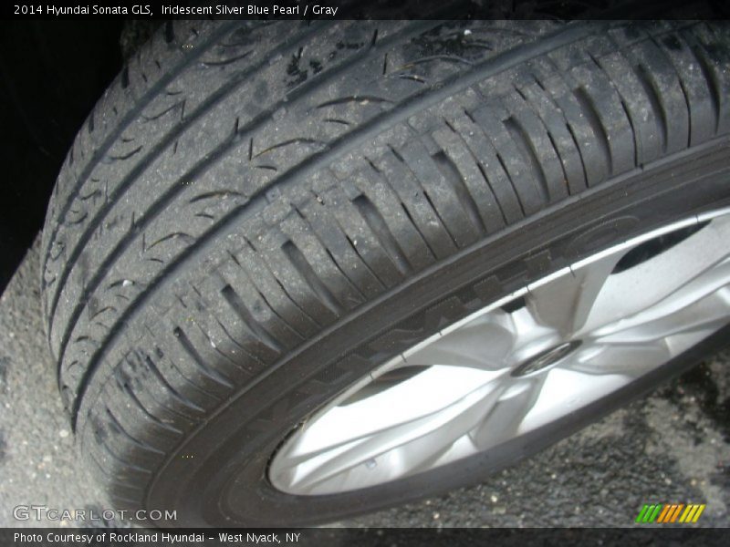 Iridescent Silver Blue Pearl / Gray 2014 Hyundai Sonata GLS