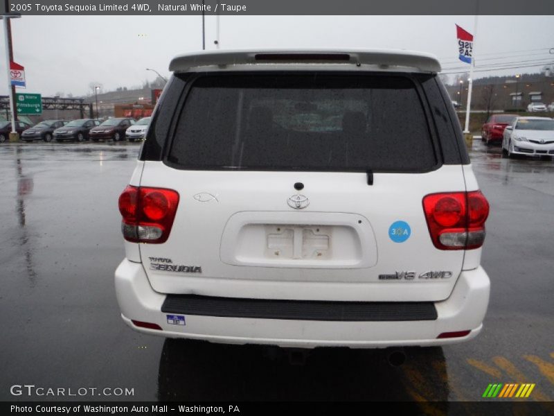 Natural White / Taupe 2005 Toyota Sequoia Limited 4WD