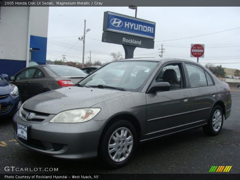 Magnesium Metallic / Gray 2005 Honda Civic LX Sedan