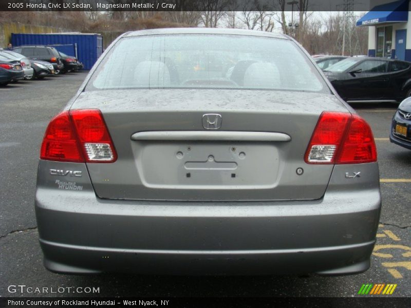 Magnesium Metallic / Gray 2005 Honda Civic LX Sedan