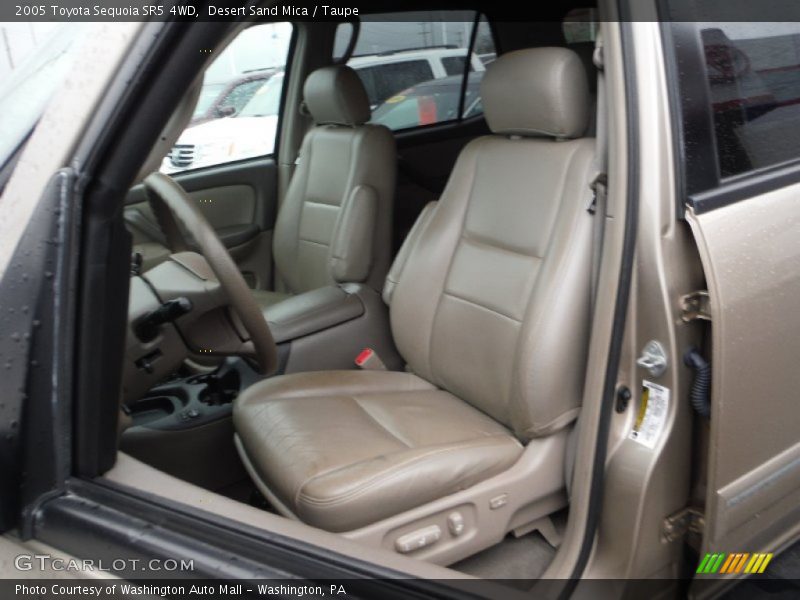 Front Seat of 2005 Sequoia SR5 4WD