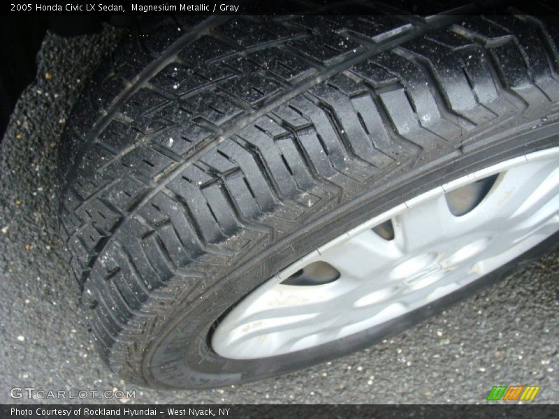 Magnesium Metallic / Gray 2005 Honda Civic LX Sedan