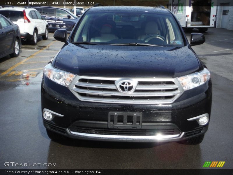 Black / Sand Beige 2013 Toyota Highlander SE 4WD