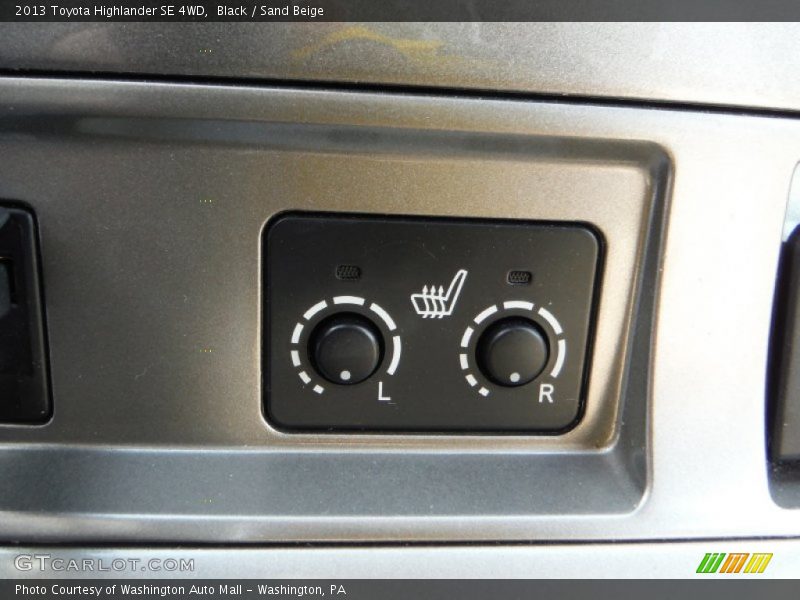 Black / Sand Beige 2013 Toyota Highlander SE 4WD