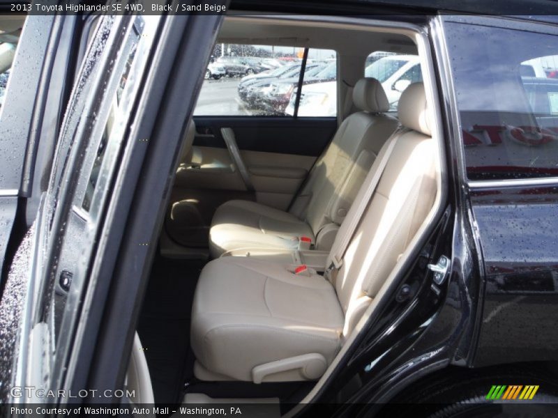 Black / Sand Beige 2013 Toyota Highlander SE 4WD