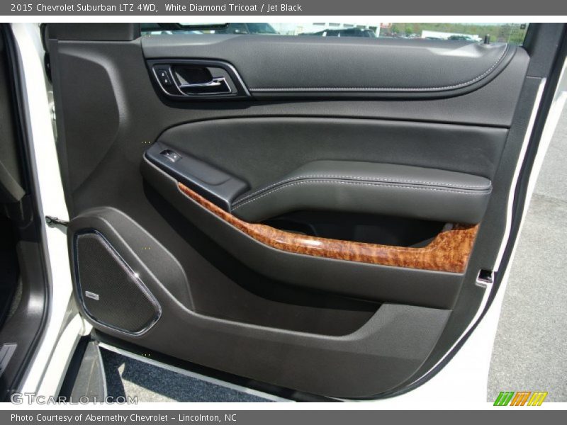 White Diamond Tricoat / Jet Black 2015 Chevrolet Suburban LTZ 4WD