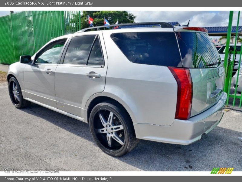 Light Platinum / Light Gray 2005 Cadillac SRX V6