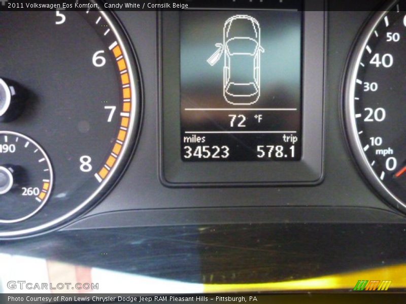 Candy White / Cornsilk Beige 2011 Volkswagen Eos Komfort