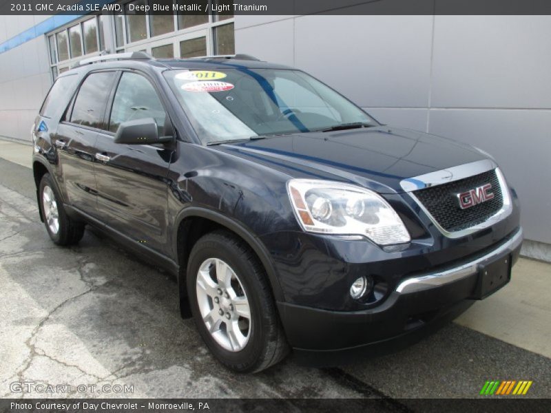 Front 3/4 View of 2011 Acadia SLE AWD