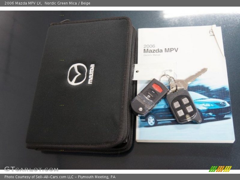 Keys of 2006 MPV LX