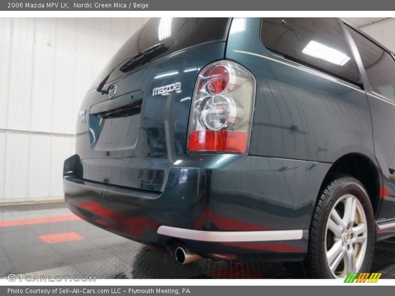 Nordic Green Mica / Beige 2006 Mazda MPV LX