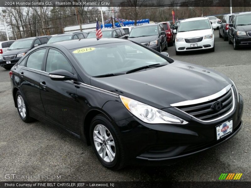 Phantom Black Metallic / Gray 2014 Hyundai Sonata GLS