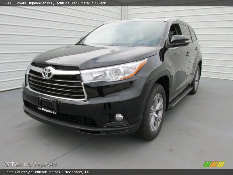 Attitude Black Metallic / Black 2015 Toyota Highlander XLE