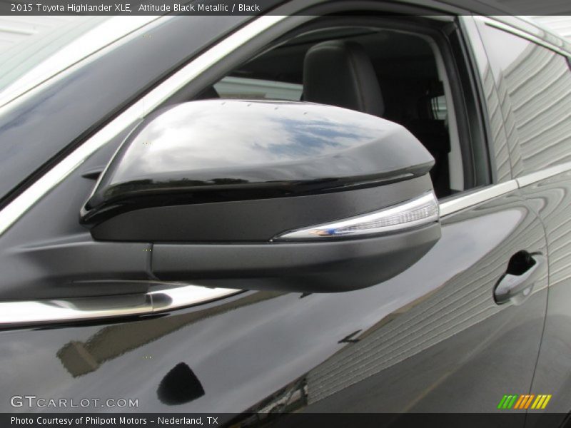 Attitude Black Metallic / Black 2015 Toyota Highlander XLE