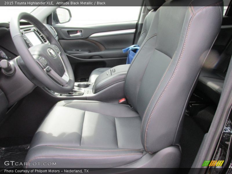 Attitude Black Metallic / Black 2015 Toyota Highlander XLE