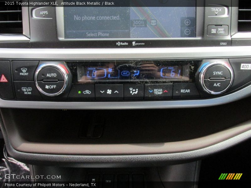 Attitude Black Metallic / Black 2015 Toyota Highlander XLE